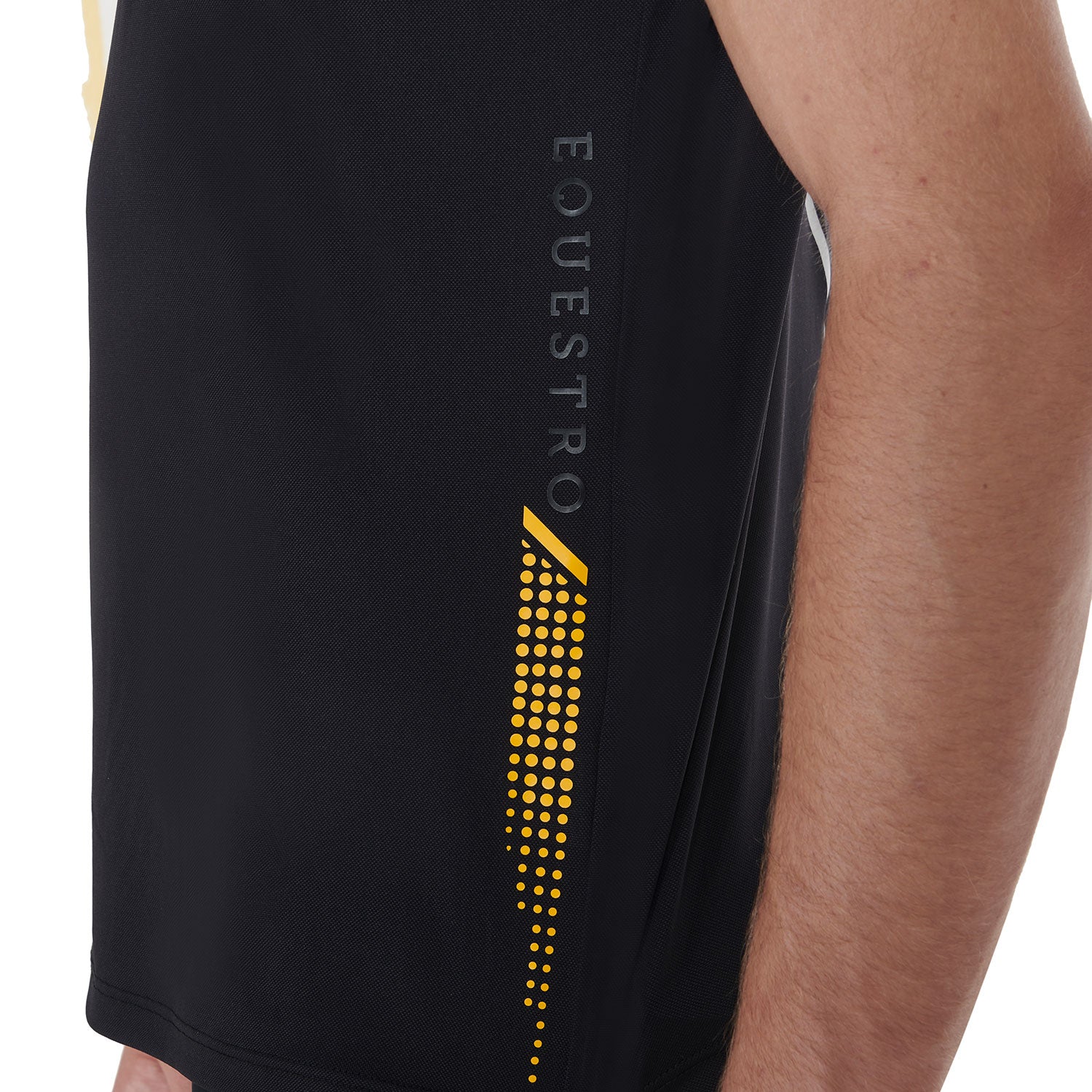 Polo uomo slim fit Equestro realizzata in tessuto tecnico con dettagli a contrasto