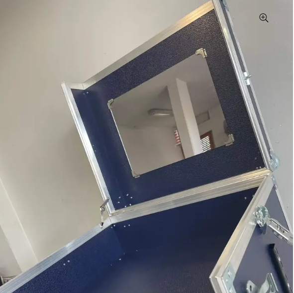 Armadio Baule Per Una Sella Con Ripiano Porta Oggetti Equivalence